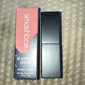 Smashbox lipstick -Nude Mood